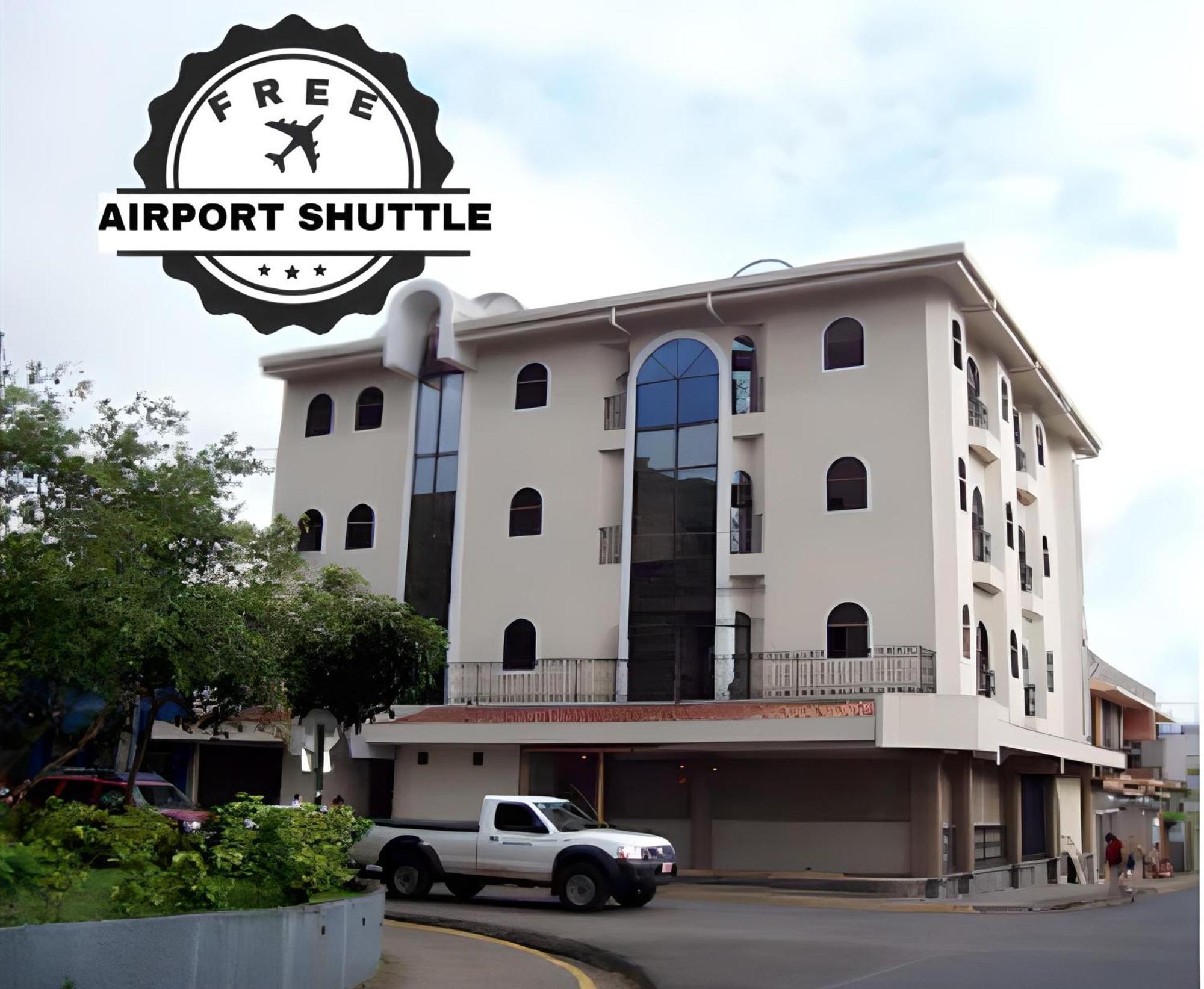 Alajuela Backpackers Airport Hostel Dış mekan fotoğraf